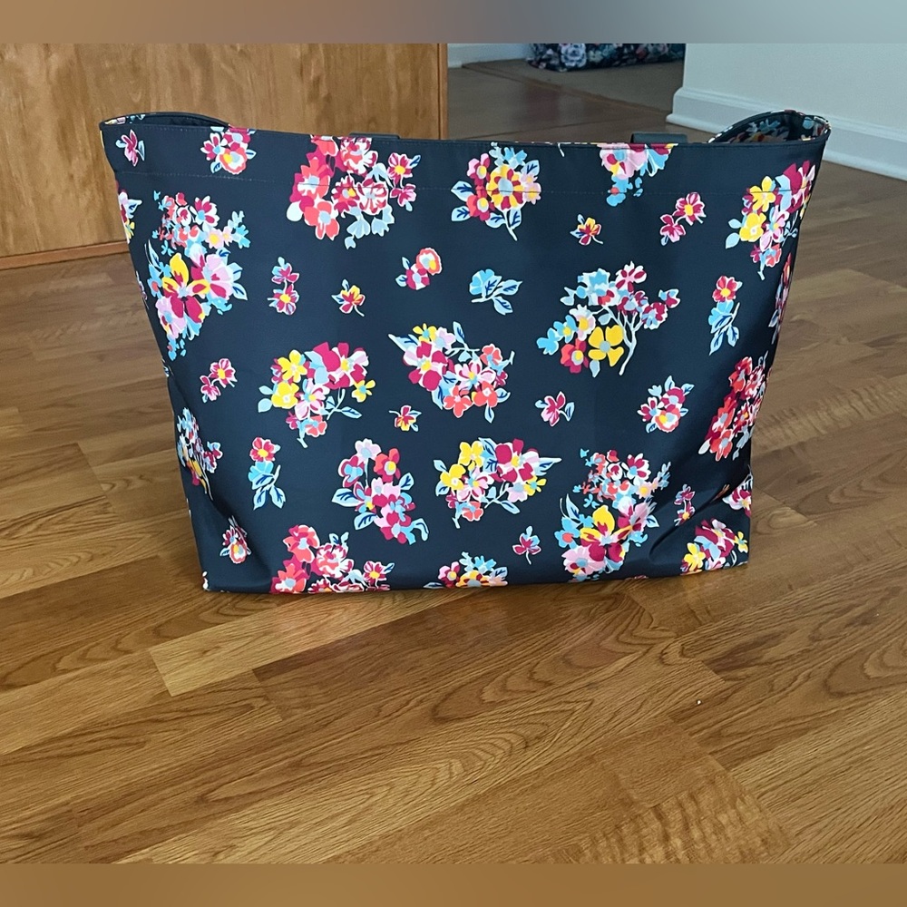 Reactive Beach Tote